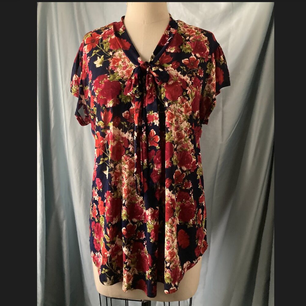 Siren Lilly Floral Top with Bow